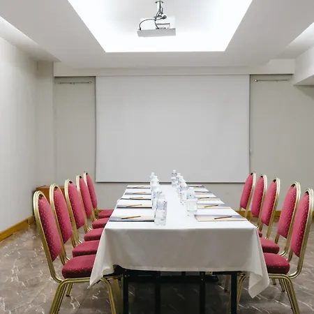 Armis Hotel