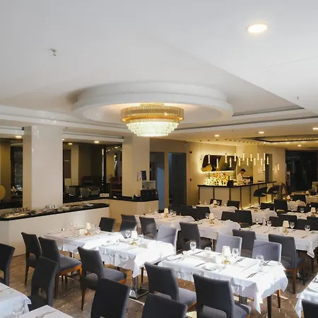 Armis Hotel Esmirna